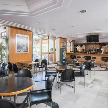 Benal Sea View Apartment